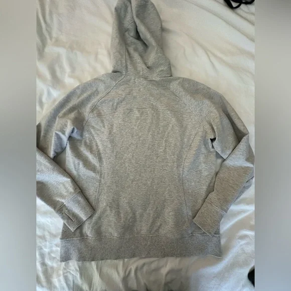 Lululemon Scuba Hoodie- EUC - Picture 6 of 6